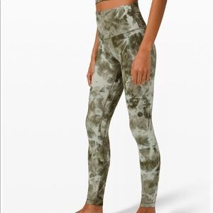 Lululemon Align Diamond Dye Light Sage Army Green